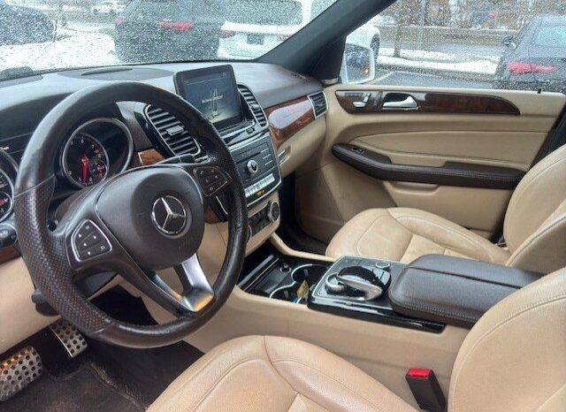 
								2017 Mercedes-Benz GLE400 4MATIC SUV full									