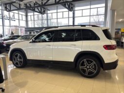 
										2025 Mercedes-Benz GLB250 4MATIC SUV full									