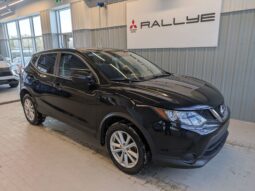 2017 Nissan Qashqai S AWD - Occasion VUS - VIN: JN1BJ1CR0HW109477 - Rallye Mitsubishi Gatineau