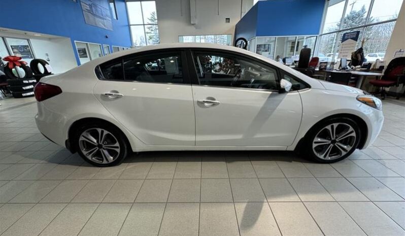 
								2016 Kia Forte (4) SX full									