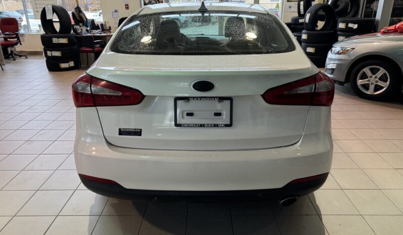 
								2016 Kia Forte full									