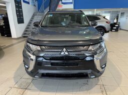 
										2020 Mitsubishi Outlander Limited Edition S-AWC full									