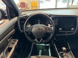 
										2020 Mitsubishi Outlander Limited Edition S full									