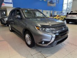 
										2020 Mitsubishi Outlander Limited Edition S-AWC full									