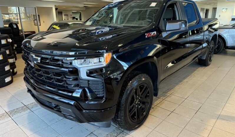 2022 Chevrolet Silverado 1500 - Occasion Camion - VIN: 3GCUDEED4NG614373 - Buckingham Chevrolet Buick GMC Gatineau