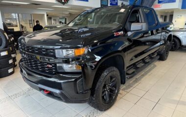 2022 Chevrolet Silverado 1500 Ltd Crew Cab 4×4 Custom Trail Boss / Standard Box