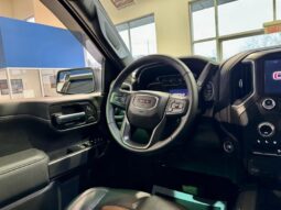 
										2022 GMC 1500 AT4 cabine multiplace 4RM 147 po full									