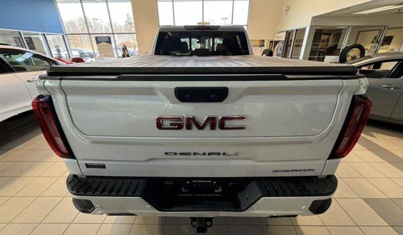 
								2022 GMC Sierra Denali Standard Box full									