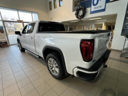 
										2022 GMC Sierra Denali Standard Box full									