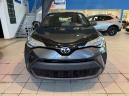 
										2022 Toyota C-HR XLE Premium full									