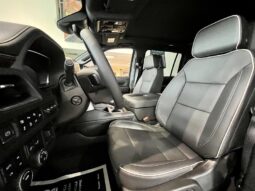 
										2023 Chevrolet Suburban 4×4 Premier full									