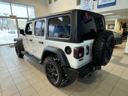 
										2023 Jeep Wrangler Sport full									