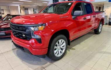 2024 Chevrolet Silverado 1500 Crew Cab Standard Box 4-Wheel Drive Custom