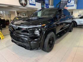 2024 Chevrolet Silverado EV e4WD Crew Cab RST