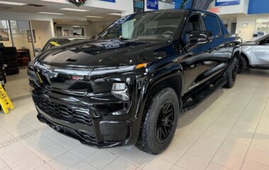 2024 Chevrolet Silverado EV e4WD Crew Cab RST