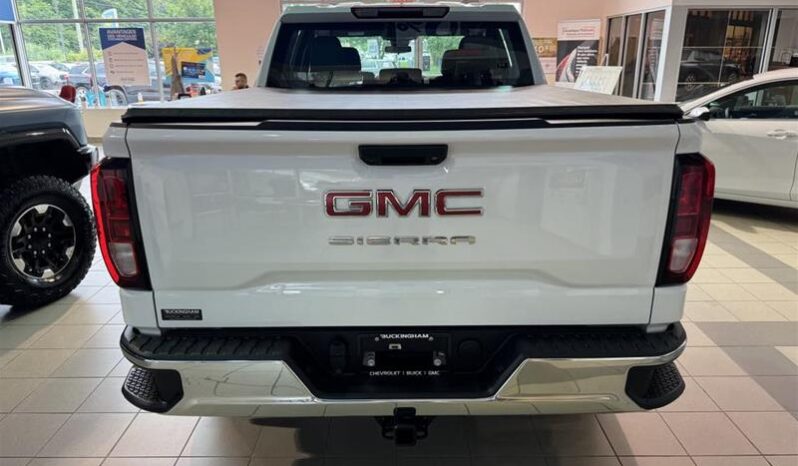 
								2024 GMC Sierra 1500 Crew Cab Short Box 4-Wheel Drive Pro full									