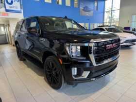 2024 GMC Yukon 4WD 4dr SLE