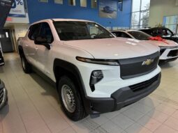 2025 Chevrolet Silverado EV e4WD Crew Cab MAX Range Work Truck