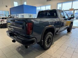 
										2025 GMC Sierra 2500 4WD Crew Cab Standard Box Denali full									