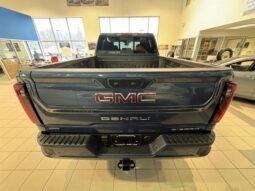 
										2025 GMC Sierra 2500 4WD Crew Cab Standard Box Denali full									