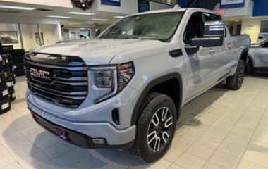 2025 GMC Sierra 1500 Crew Cab Standard Box 4-Wheel Drive AT4