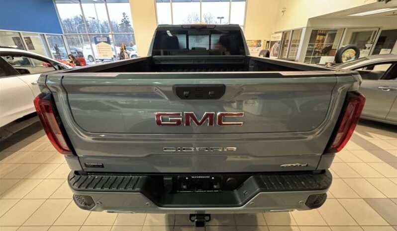 
								2025 GMC Sierra 1500 Crew Cab Standard Box 4-Wheel Drive AT4 full									