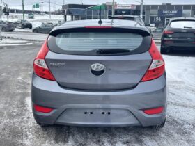 2016 Hyundai Accent Voiture à hayon, 5 portes, boîte manuelle L