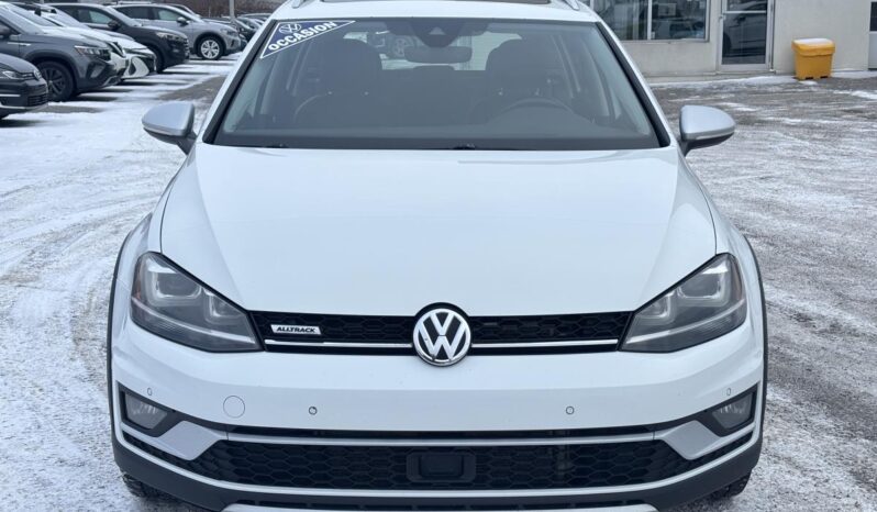 
								2017 Volkswagen Golf Alltrack Familiale 4 portes full									