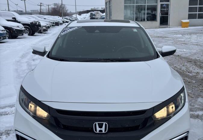 2019 Honda Civic Sedan - Occasion Berline - VIN: 2HGFC2F78KH022670 - Volkswagen de l'Outaouais Gatineau