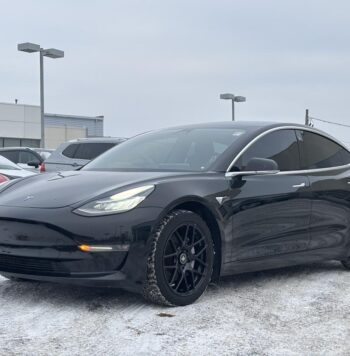 2019 Tesla Model 3 - Occasion Berline - VIN: 5YJ3E1EB8KF329922 - Volkswagen de l'Outaouais Gatineau