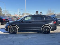 
										2022 Volkswagen Tiguan Comfortline R-Line Black full									