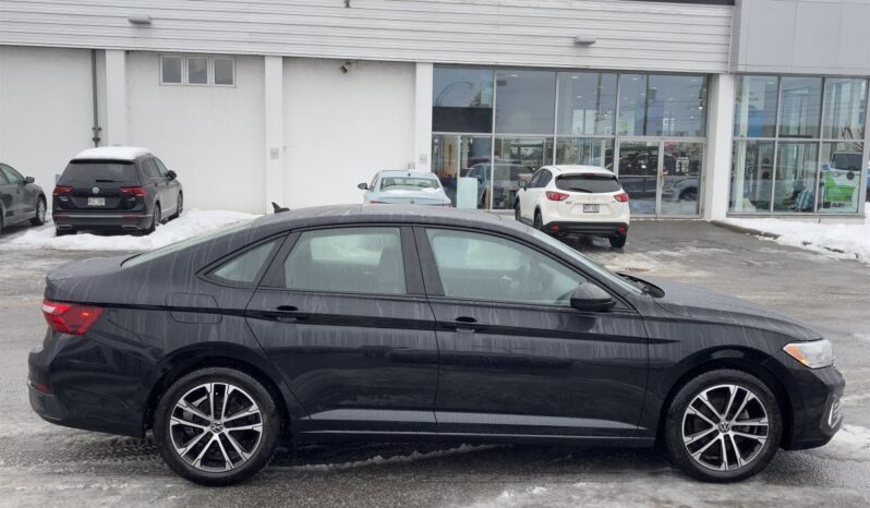 
								2022 Volkswagen Jetta Comfortline 1.5 T full									