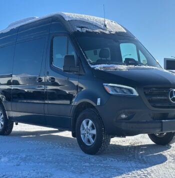 2025 Mercedes-Benz Sprinter Passenger Van 2500 High Roof I4 Diesel 144 - Neuf Fourgonnette Tourisme - VIN: W1Z4KFHY4SP786508 - Mercedes-Benz Gatineau