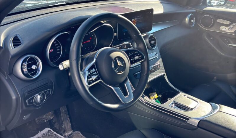 
								2020 Mercedes-Benz GLC300 4MATIC SUV full									