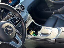 
										2020 Mercedes-Benz GLC300 4MATIC SUV full									