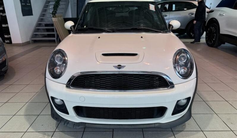 
								2013 MINI Cooper Hardtop full									