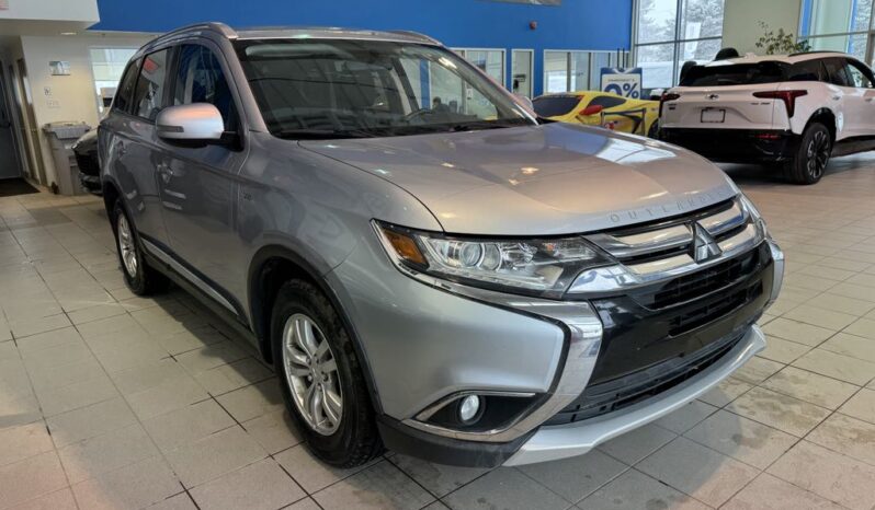 
								2016 Mitsubishi Outlander Se Awc full									