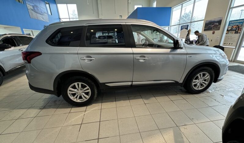 
								2016 Mitsubishi Outlander Se Awc full									