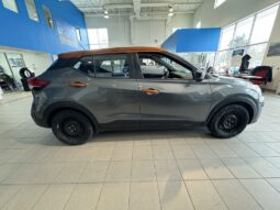 
										2020 Nissan Kicks Sv Cvt full									