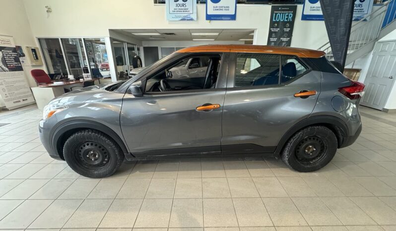 
								2020 Nissan Kicks Sv Cvt full									