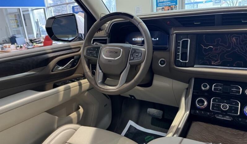 
								2024 GMC Yukon 4WD 4dr Denali full									