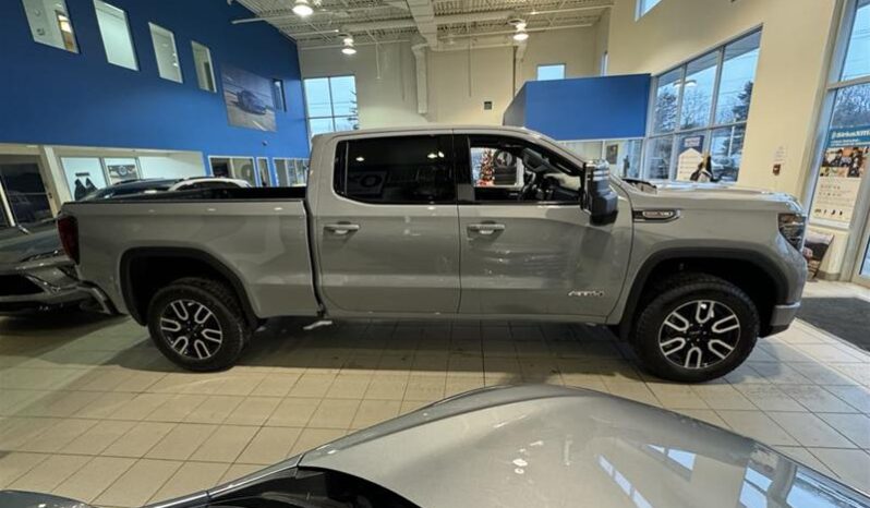 
								2025 GMC Sierra 1500 Crew Cab Standard Box 4-Wheel Drive AT4 full									