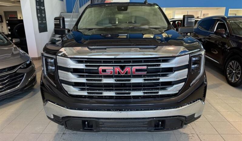 
								2025 GMC Sierra 1500 Crew Cab Standard Box 4-Wheel Drive SLE full									