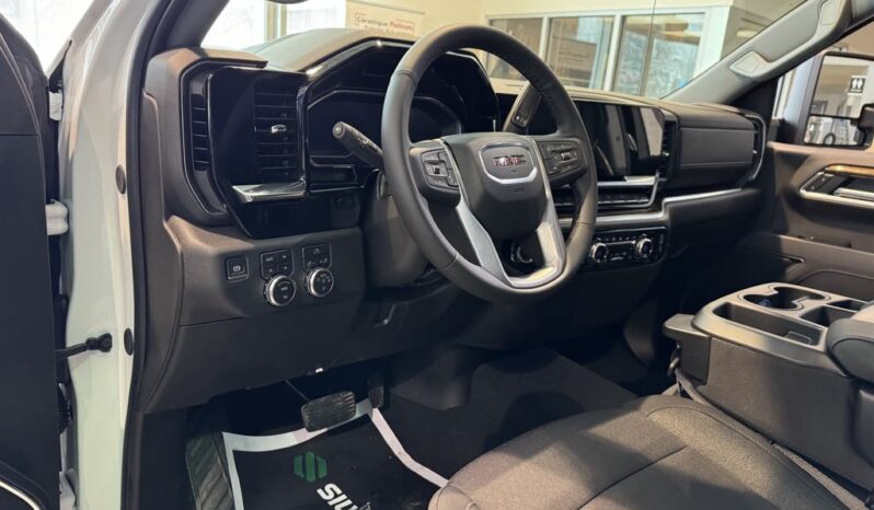 
								2025 GMC Sierra 1500 Crew Cab Standard full									