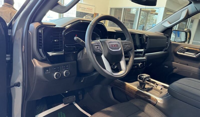 
								2025 GMC Sierra 1500 Crew Cab Standard full									