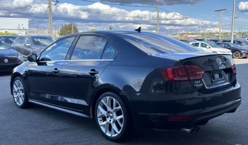 
								2014 Volkswagen Jetta GLI Édition 30 2.0 TSI 4 portes DSG full									