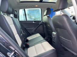 
										2017 Volkswagen Tiguan Édition Wolfsburg 4 portes 4MOTION full									