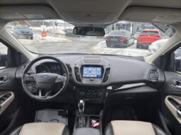 
										2019 Ford Escape SEL 4RM full									