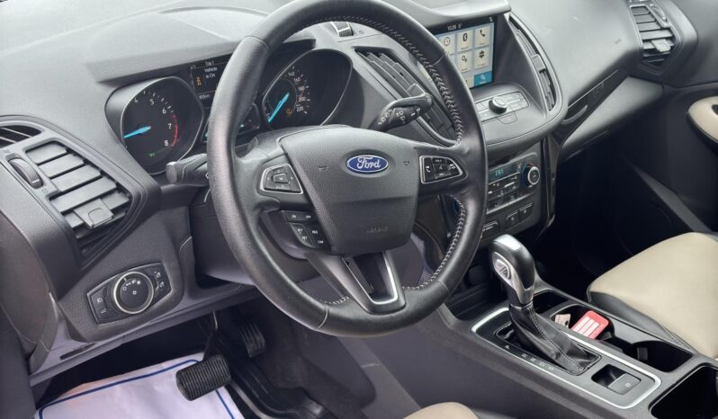 
								2019 Ford Escape SEL 4RM full									