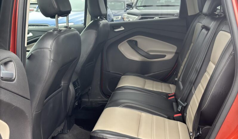 
								2019 Ford Escape SEL 4RM full									